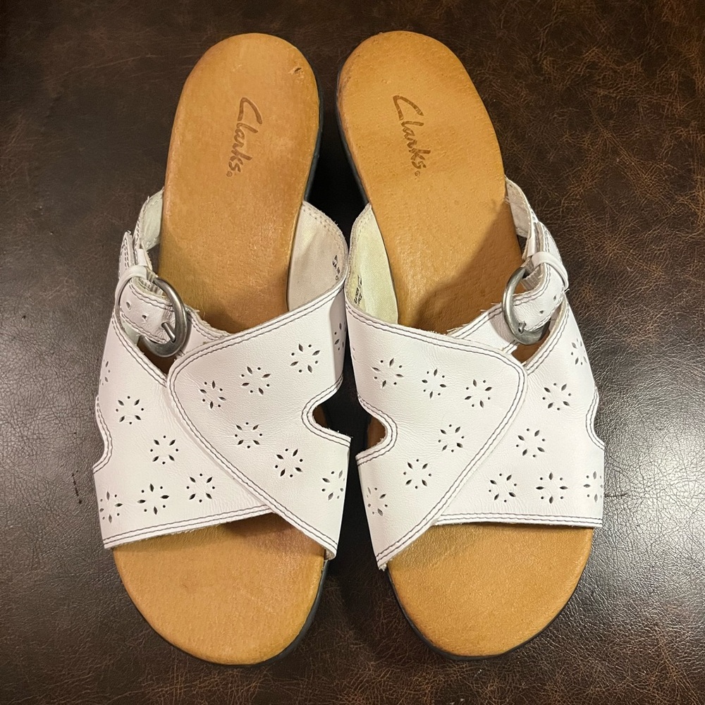White Summer Slides 🤍